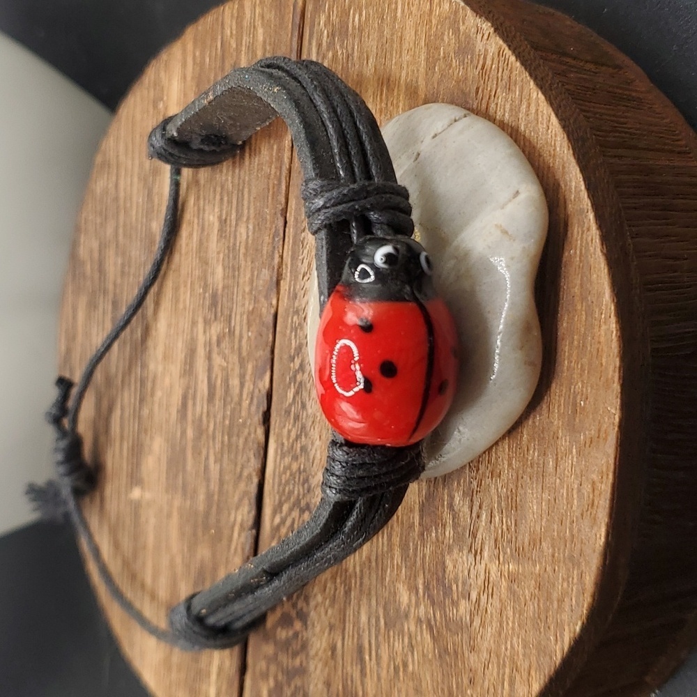 Artisan glass ladybug leather bracelet‎ rustic whimsical nature B2915